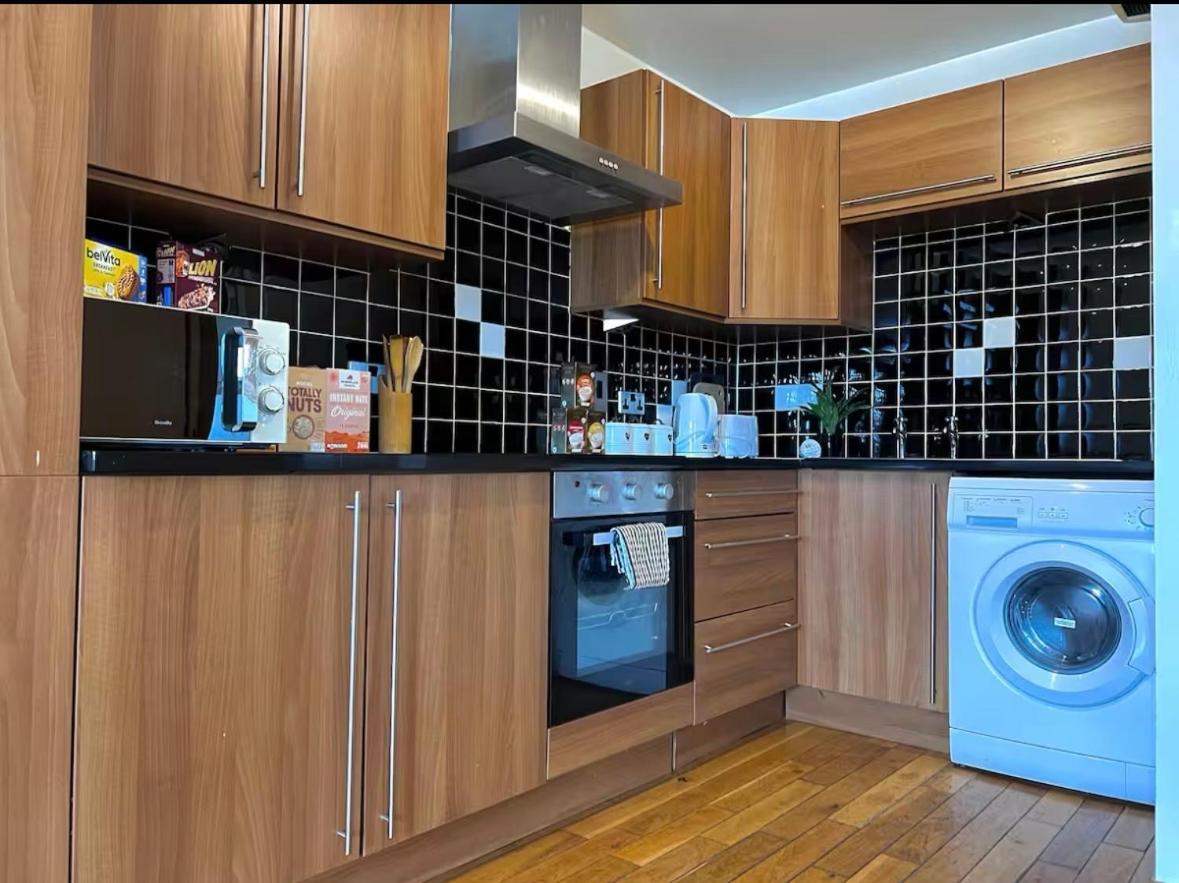 Cosy City Centre Apartment Інвернесс Екстер'єр фото