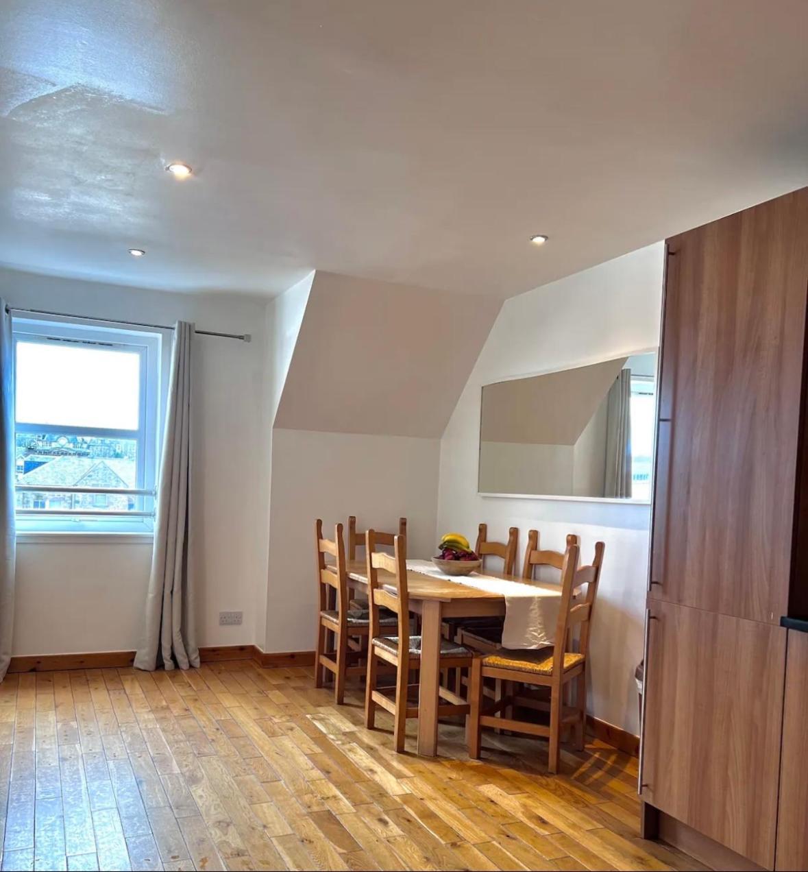 Cosy City Centre Apartment Інвернесс Екстер'єр фото